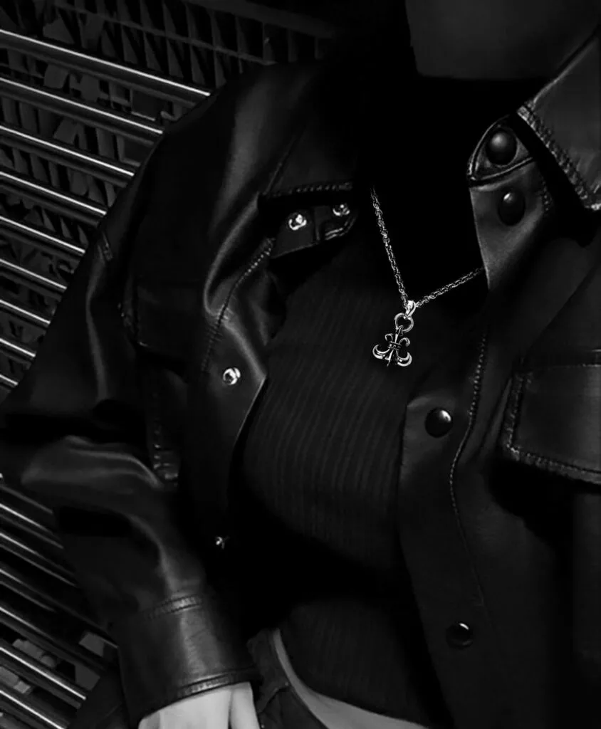 Chrome Hearts BS FLEUR PENDANT WITH BAIL